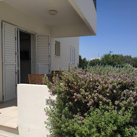 Cosy Apartment In A Luxury Resort Paralimni Exterior foto