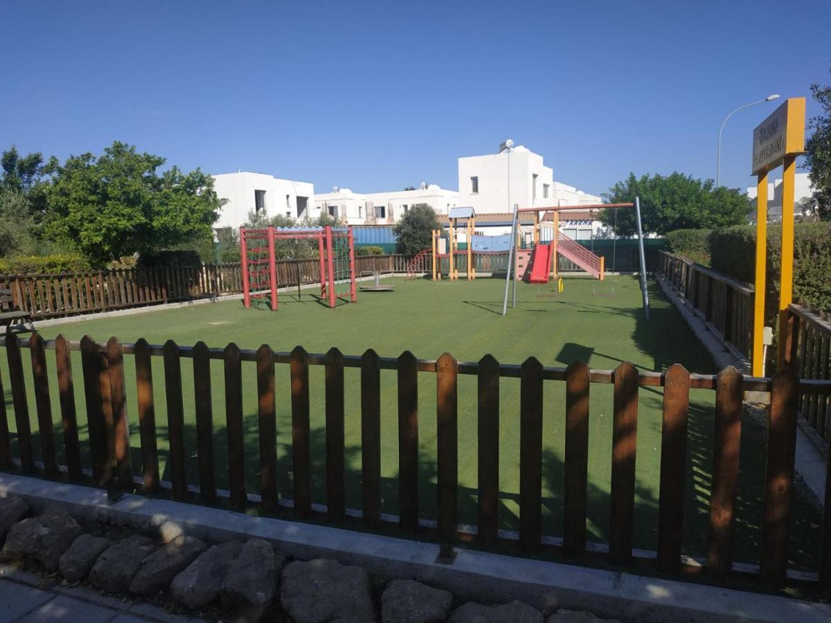Cosy Apartment In A Luxury Resort Paralimni Exterior foto